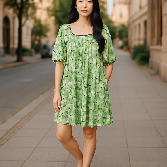 Green & White Floral Smocked Knee-Length Dress Size 6 - Picture 1 of 8